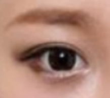 开眼角咯